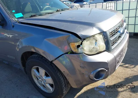 2008 Ford Escape Xls/Xls Manual from USA, damaged, VIN 1FMCU02Z98KA95425